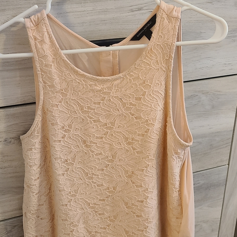 Banana Republic lace tank
